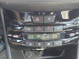 Peugeot 2008 (2018) 1.2 PT 110 ALLURE MAN5 - náhled 17