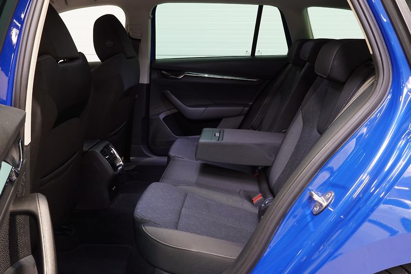 Škoda Octavia 2.0TDi,110kw,Style,Navi,ČR - fotka 16 z 32
