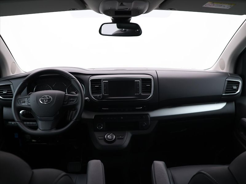 Toyota ProAce 2,0 D-4D 130KW VIP L2 CZ 1.MAJ - fotka 27 z 35