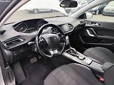 Peugeot 308 (2018) - náhled 13