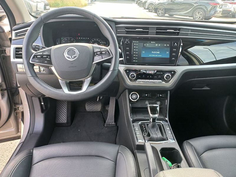 SsangYong Korando Premium 1,5 GDi  FWD A6 - fotka 8 z 20