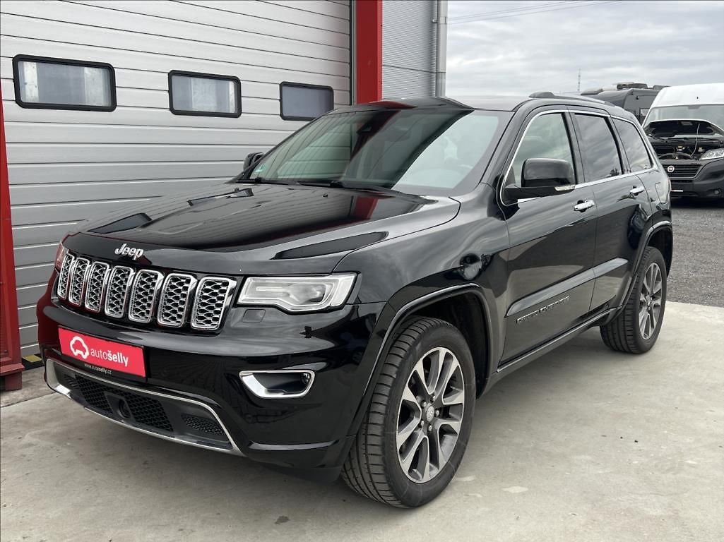 Jeep Grand Cherokee 3,0 JTD OVERLAND pano. tažné