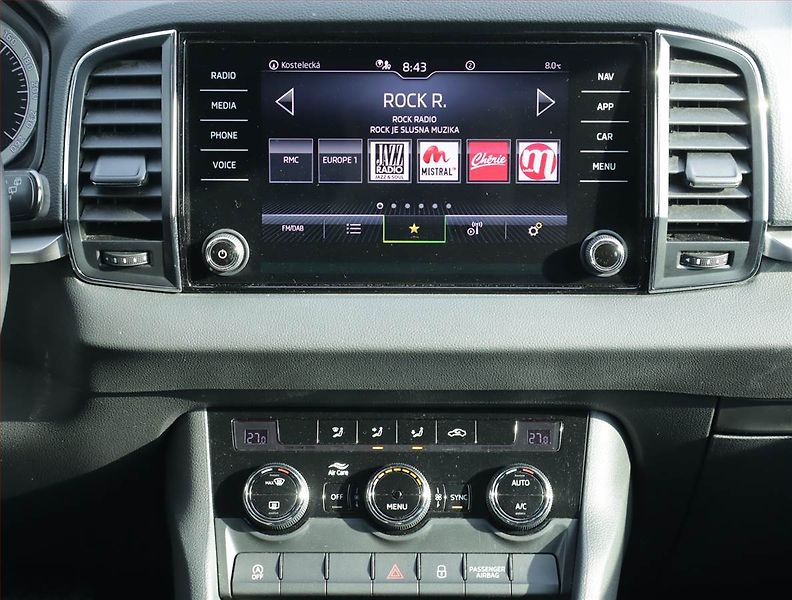 Škoda Karoq (2022) Ambition 2.0 TDI, Automat - fotka 12 z 22