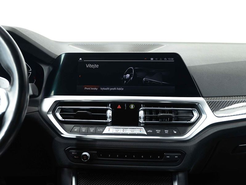 BMW Řada 3 M340d xDrive - fotka 14 z 21