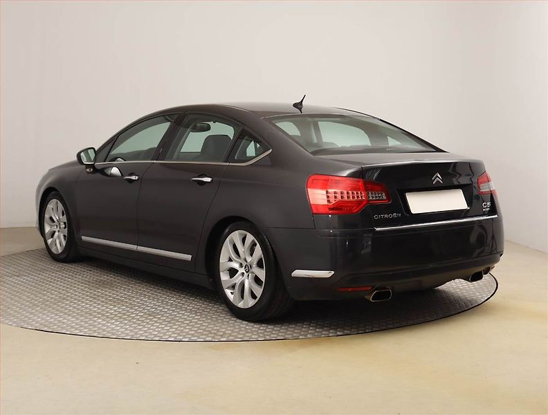 Citroën C5 (2012) 2.2 HDI, Automat, Navi, Xenony - fotka 4 z 26