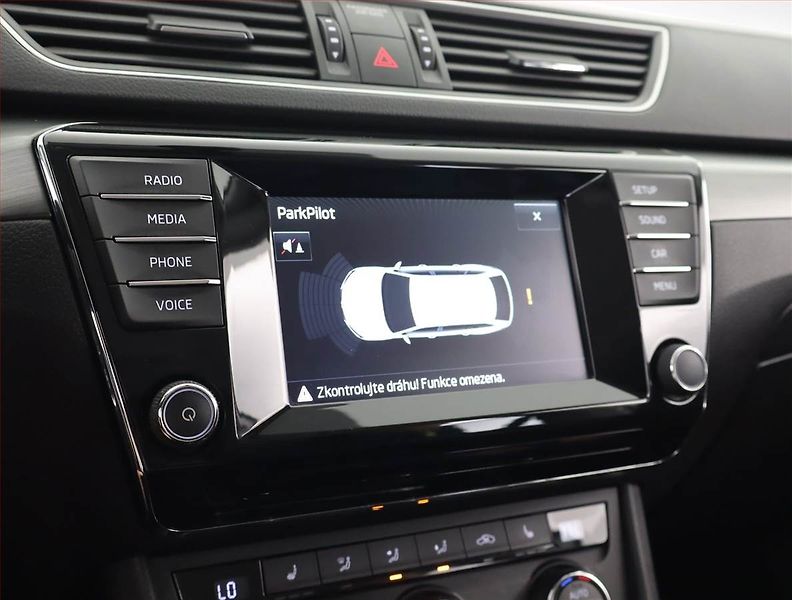 Škoda Superb (2015) Style 2.0 TDI, Serv.kniha - fotka 22 z 23