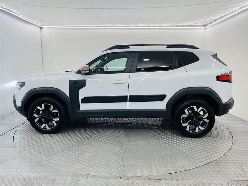 Dacia Duster 1,2 TCe 130 4x4 Extreme - fotka 3 z 26