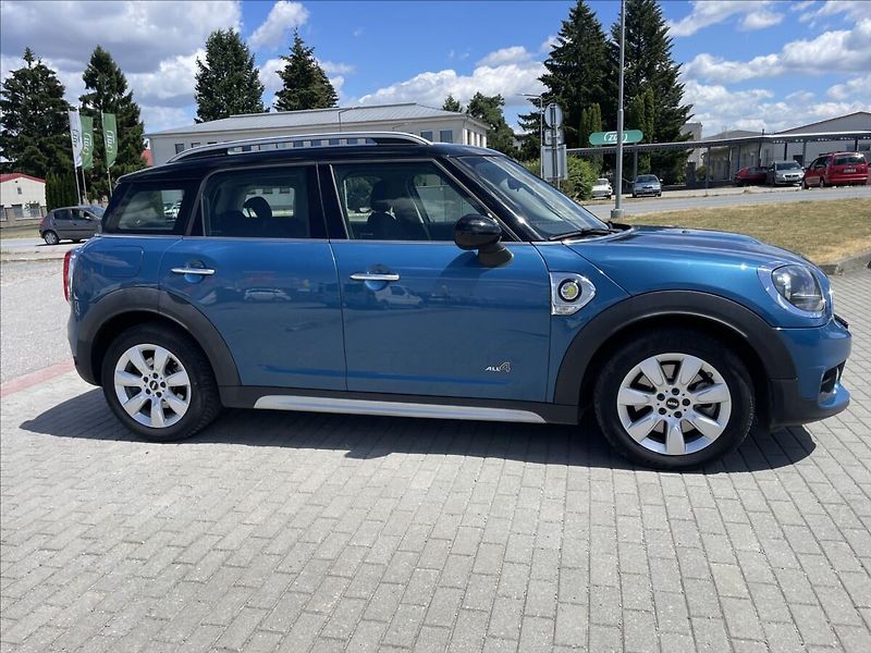 Mini Countryman 1,5 SE ALL4 AUT. PLUG-IN 165kw - fotka 5 z 37
