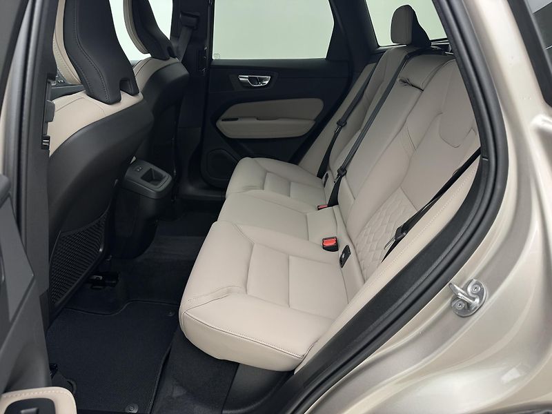 Volvo XC60 (2026) B5 AWD AUT BRIGHT PLUS  - fotka 6 z 70