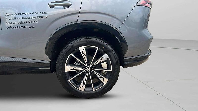 MG HS EXCLUSIVE 1.5T AT7 (125kW/170k - fotka 27 z 30