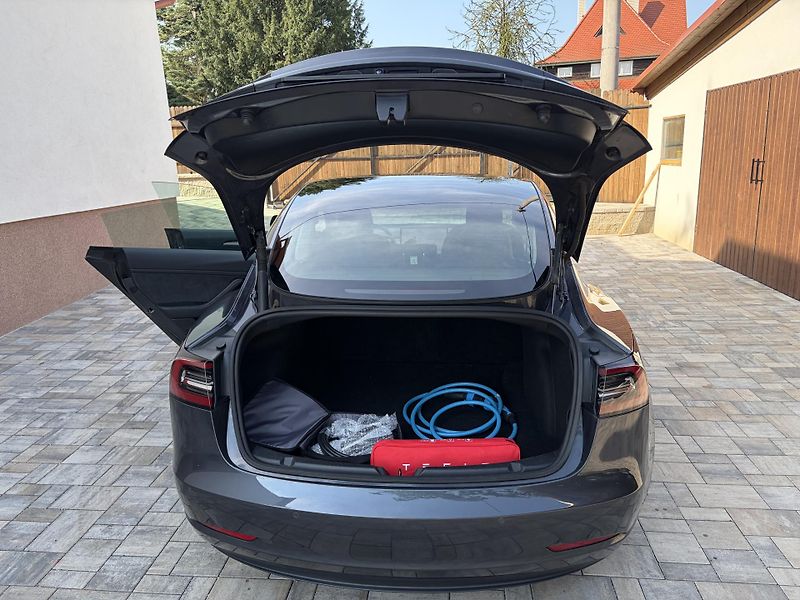 Tesla Model 3 (2021) LR, SOH 91%, DPH - fotka 9 z 11