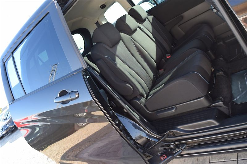 Mazda 5 2,0 110KW 7MÍST VÝHŘEV NAVI - fotka 43 z 46