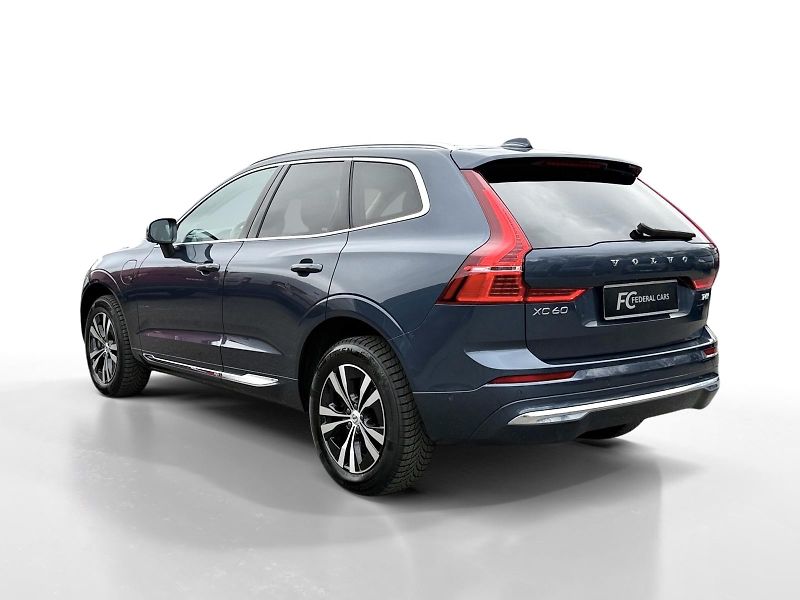 Volvo XC60 T6 AWD RECHARGE // 1.maj. //ČR - fotka 3 z 38