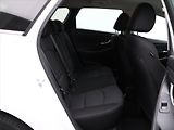 Hyundai i30 1,6 CRDI CZ 1.Maj. DPH - náhled 12