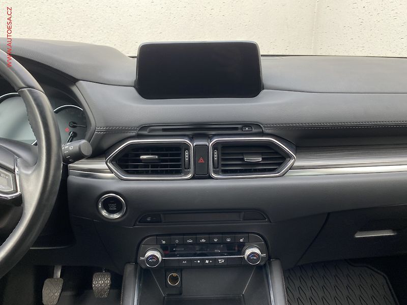 Mazda CX-5 (2019) 2.0 i 4x4, ČR, TZ, navi - fotka 12 z 20