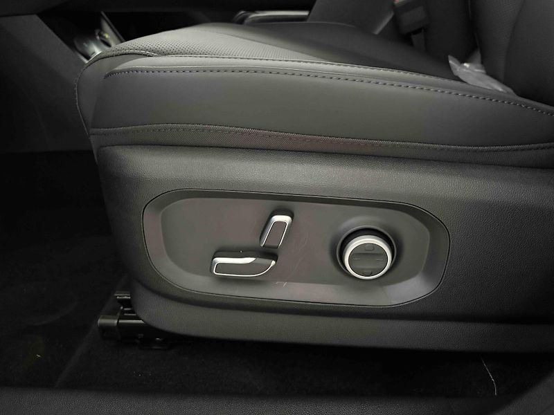 Omoda 7 (2026) PHEV luxury  - fotka 64 z 67