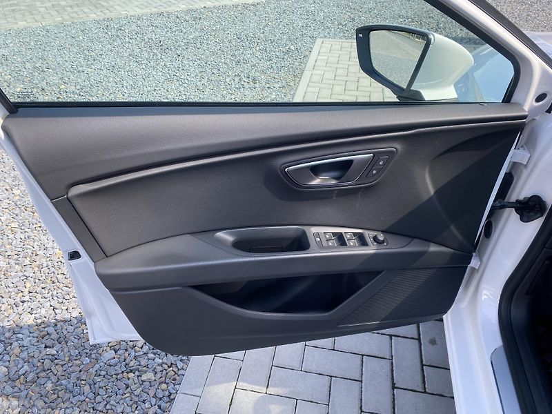 Seat Leon 1.4TSI92kW-1xMAJ.-CZ-FR-KAMERA - fotka 13 z 45