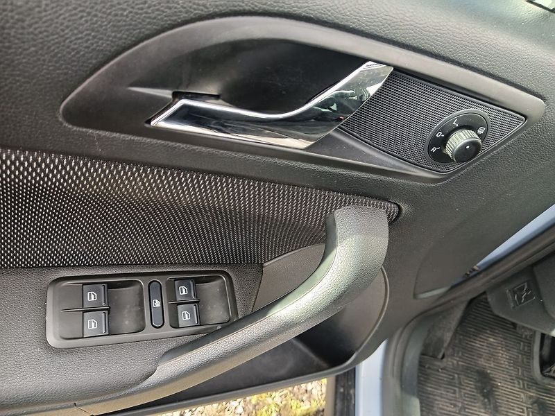 Škoda Yeti 2.0 TDI - fotka 10 z 21