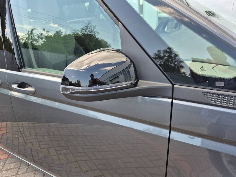 Volkswagen Multivan (2024) 2,0 TDI 110 kW Life Long DSG - fotka 23 z 38