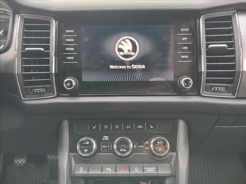 Škoda Kodiaq 2,0 TDI 4x4 AMBITION 1. maj- - fotka 17 z 24