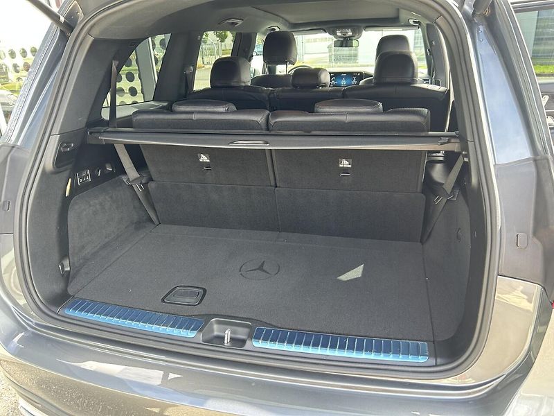 Mercedes-Benz GLS 400d 4MATIC AMG AIRMATIC - fotka 33 z 36