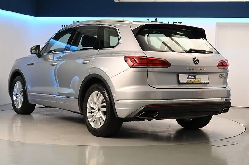 Volkswagen Touareg (2022) 3.0 4Motion LED ACC Vzduch Taž - fotka 7 z 34