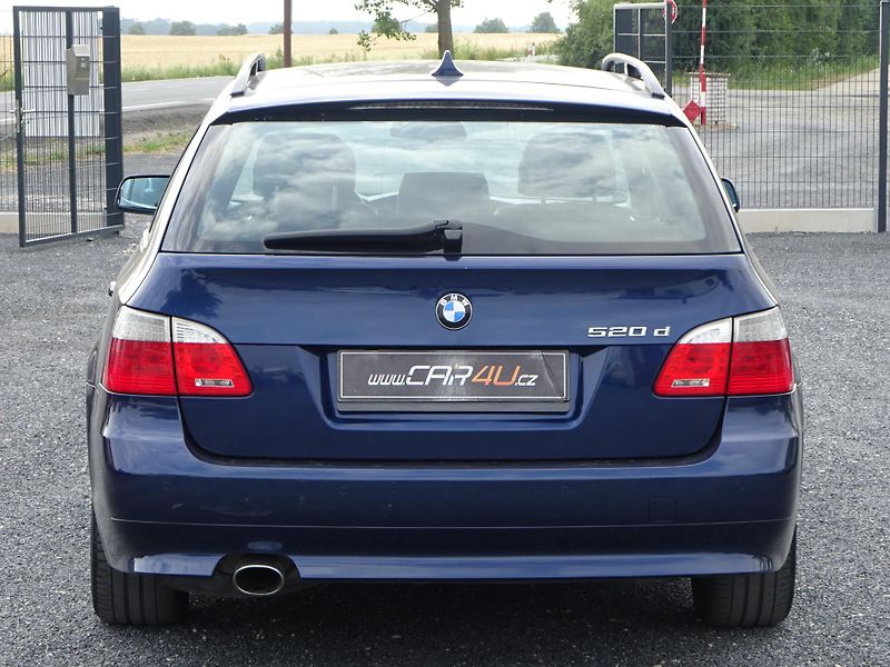 BMW Řada 5 520d 120kW KŮŽE SERVIS - fotka 23 z 31