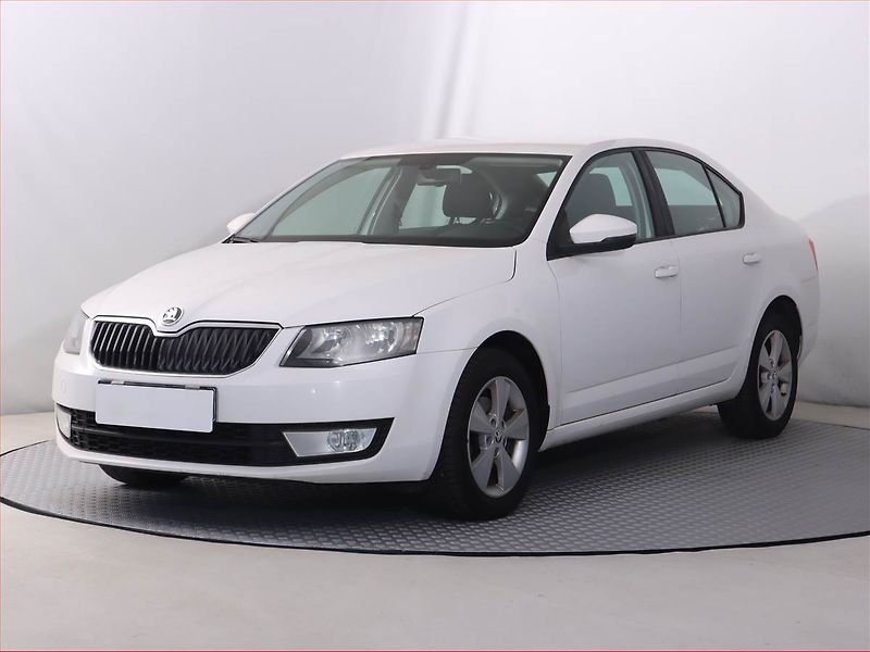 Škoda Octavia (2013) 1.6 TDI, Serv.kniha, Tempomat - fotka 2 z 18