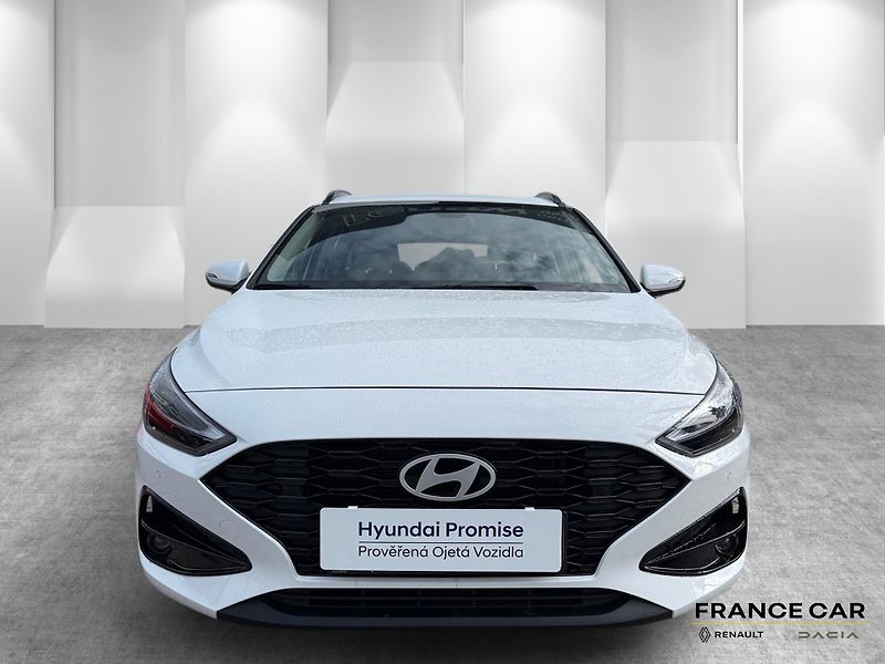 Hyundai i30 (2024) 1,0 T-GDi 74 kW SMART - fotka 2 z 23