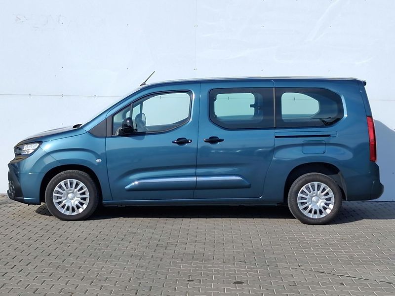 Toyota ProAce City Verso 1.5 D-4D Business Long AT - fotka 3 z 20
