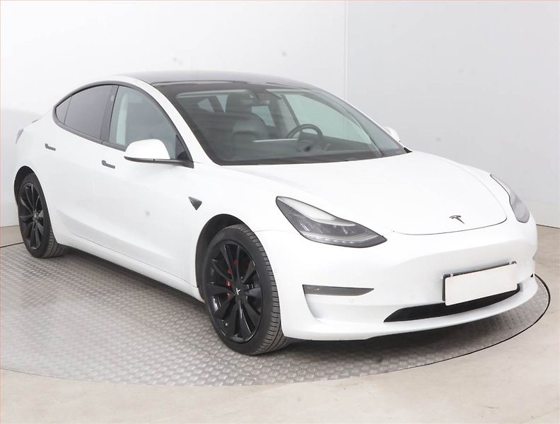Tesla Model 3 (2019) Long Range 4WD 78kWh, SoH 83% - fotografie inzerátu