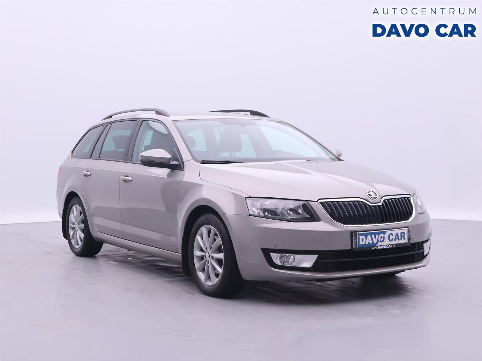 Škoda Octavia 1,6 TDI 77kW Elegance Tažné CZ