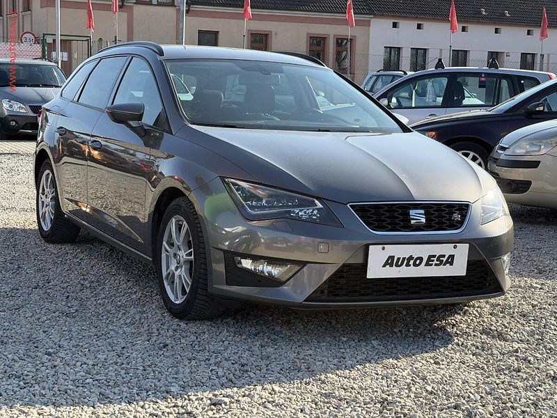 Seat Leon (2014) 2.0 TDi, FR, LED - fotografie inzerátu