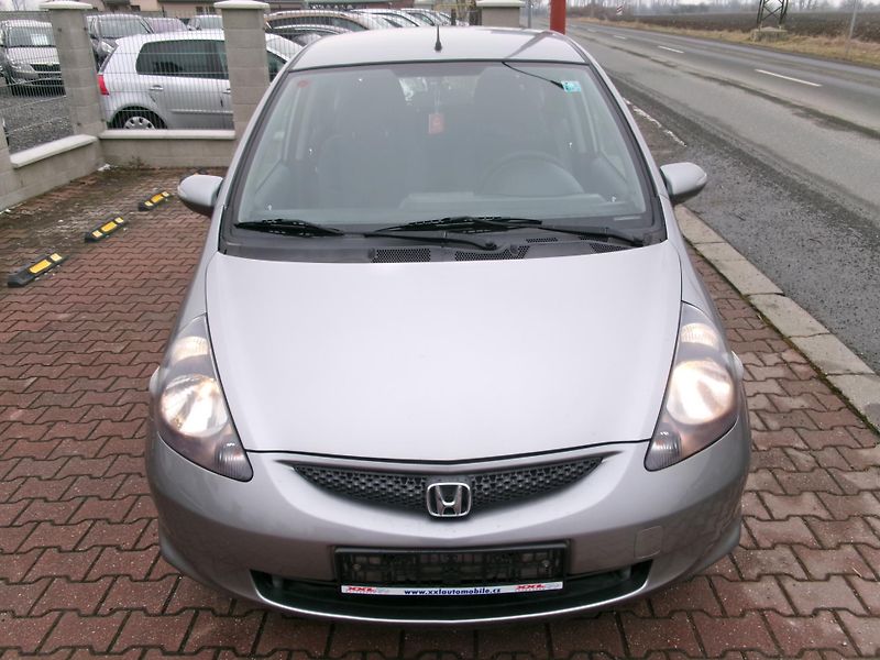 Honda Jazz (2005) 1,3i - ZADÁNO - fotka 4 z 27