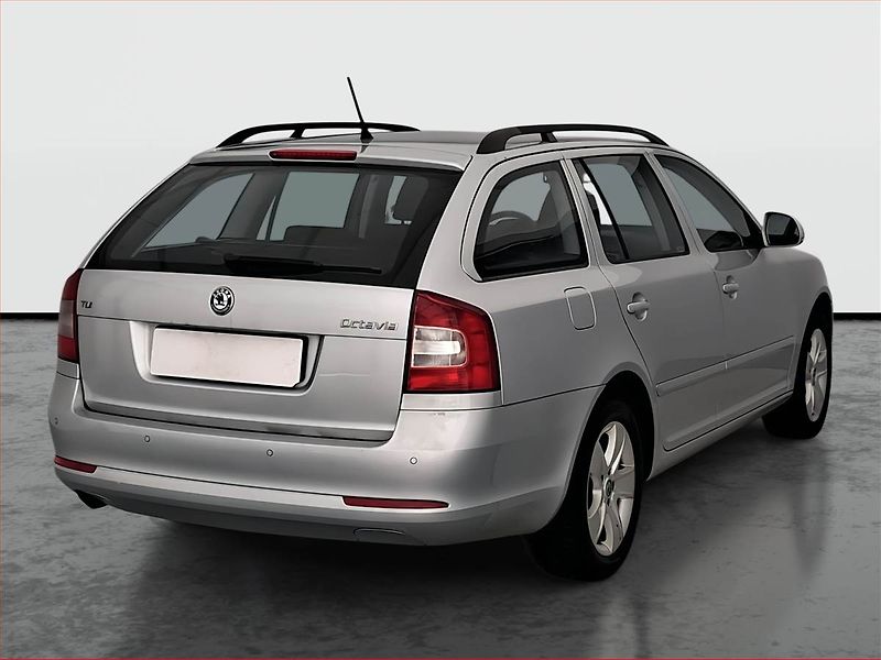 Škoda Octavia (2012) 2.0 TDI, Tempomat - fotka 5 z 16