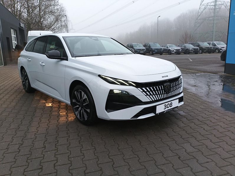 Peugeot 308 (2026) SW ALLURE Hybrid 145 e-DCS6 - fotka 1 z 19