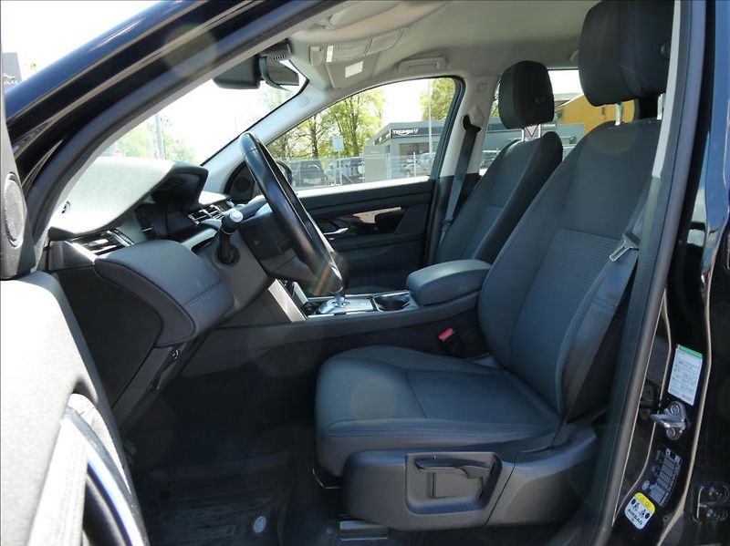 Land Rover Discovery Sport 2,0 D150,1.maj,ČR,DPH - fotka 12 z 33