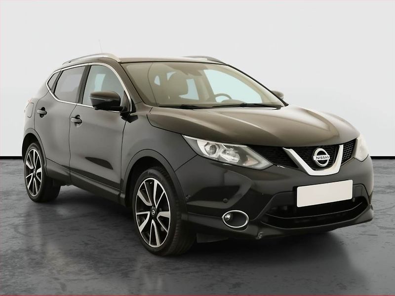 Nissan Qashqai (2015) Tekna 1.6 dCi, 4X4 - fotografie inzerátu