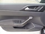 Volkswagen Taigo (2022) Life 1,0 TSI 81kW - náhled 17