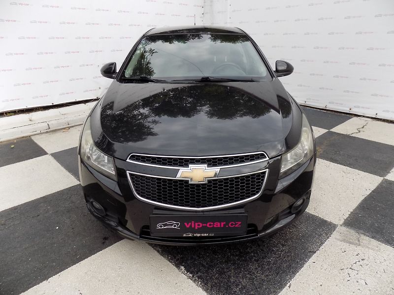 Chevrolet Cruze (2011) 2.0 VCDi/Klima/Kůže/NAVI/ - fotka 4 z 32