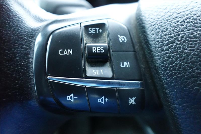 Ford Transit 2,0 TDCi  7MÍST VALNÍK KLIMA S - fotka 27 z 39