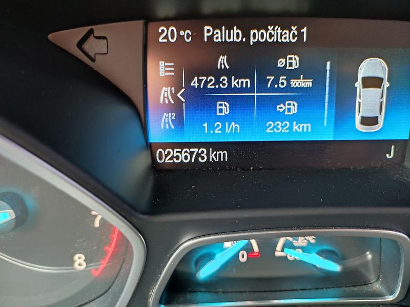 Ford Kuga (2018) 1.5 EB 110kW ČR,1 MAJ - fotka 13 z 26
