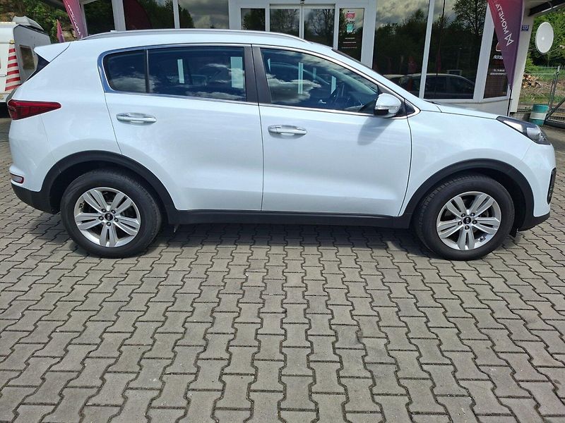 Kia Sportage (2016) 1.7CRDi 85kW -1.MAJITEL-KAMERA - fotka 9 z 41