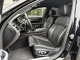 BMW Řada 7 3,0 xDrive 740d - náhled 14