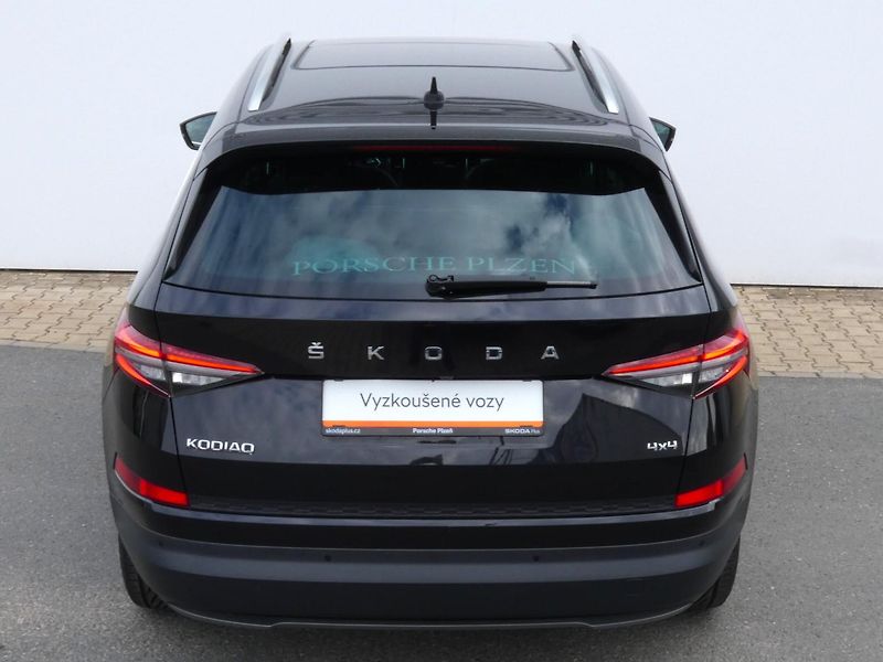 Škoda Kodiaq FL 4x4 Style 2.0 TDI /110kW  7 - fotka 12 z 30