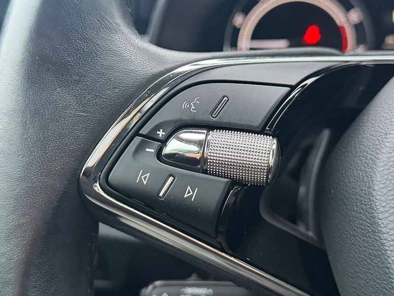 Škoda Kamiq Ambition 1,0 TSI 70 kW 5° MP - fotka 21 z 28