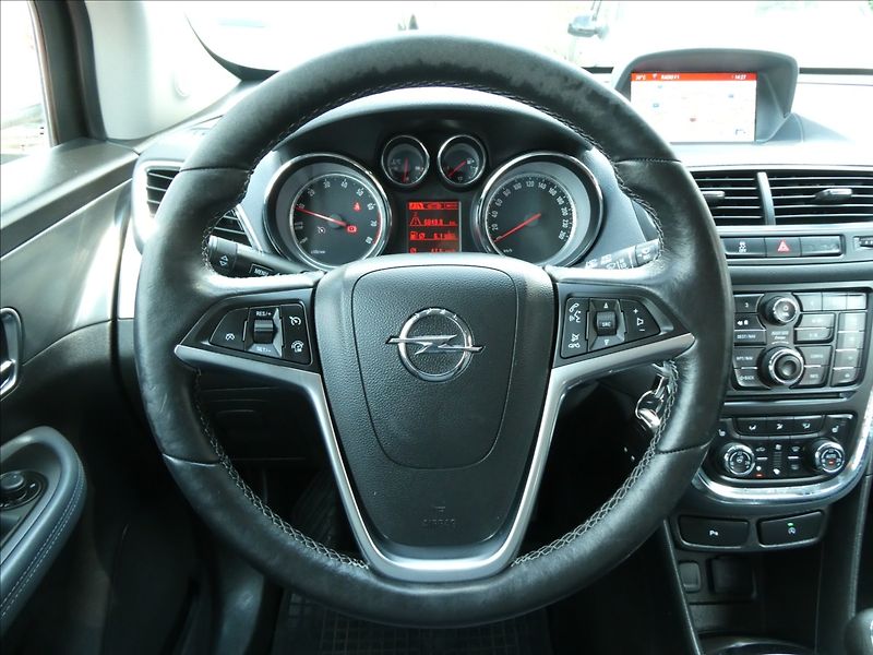 Opel Mokka 1,4 T 103kW Innovation,2x kola - fotka 31 z 48