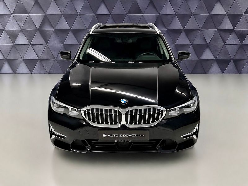 BMW Řada 3 320d xDrive LUXURY LINE, PANOR - fotka 3 z 28