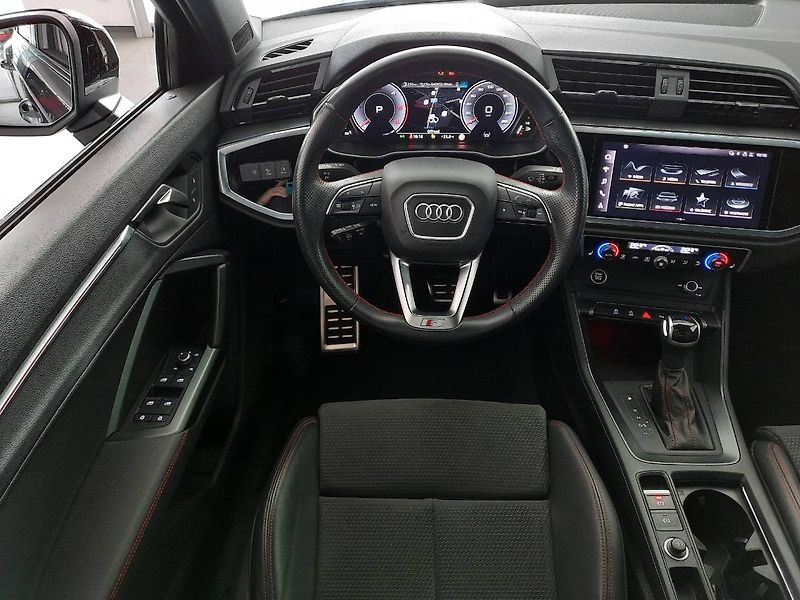 Audi Q3 (2022) 40 TDI quattro (147kW/200k) S - fotka 11 z 23