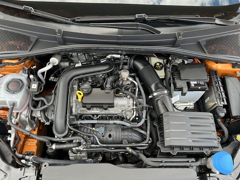 Škoda Fabia Ambition+ 1.0TSi 70kw PŮVOD ČR - fotka 37 z 44